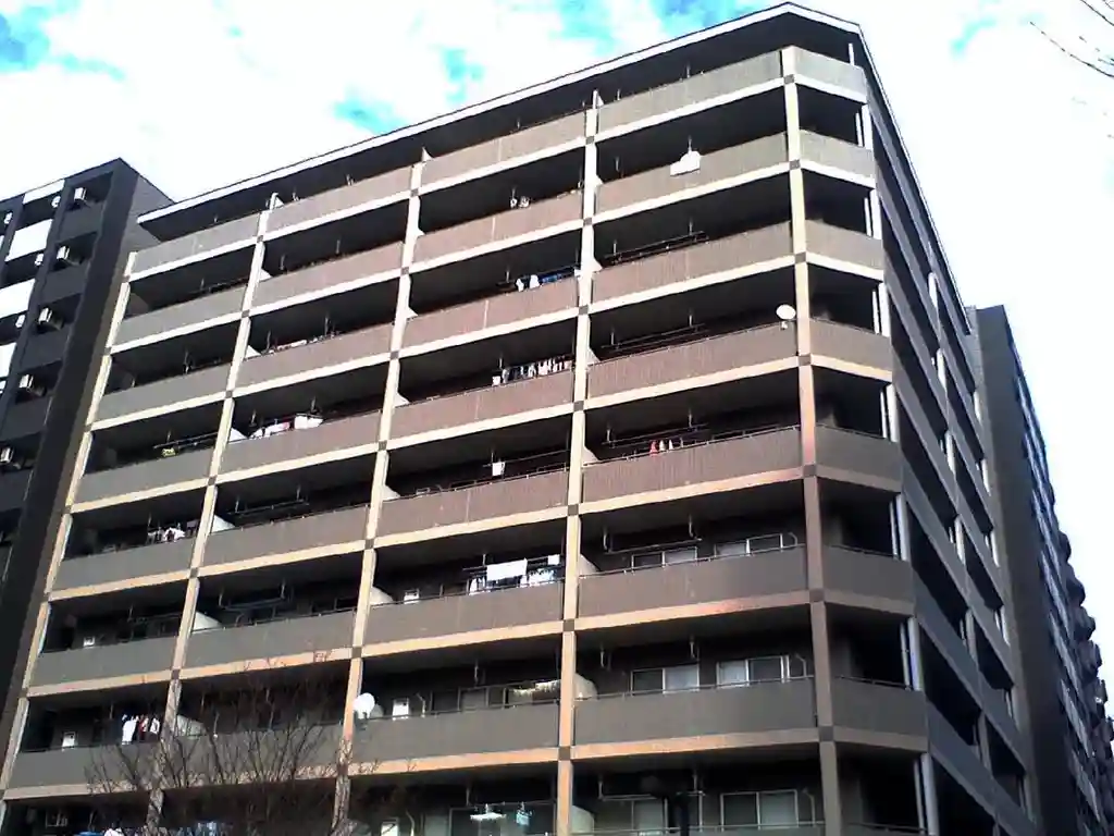 アプリ新横浜 外観