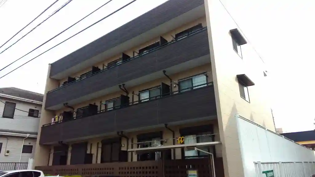 グラヴィス 外観