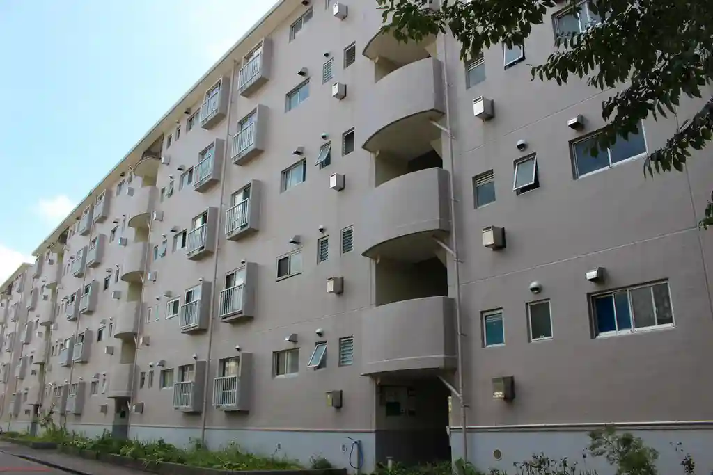 下瀬谷団地4号棟 外観