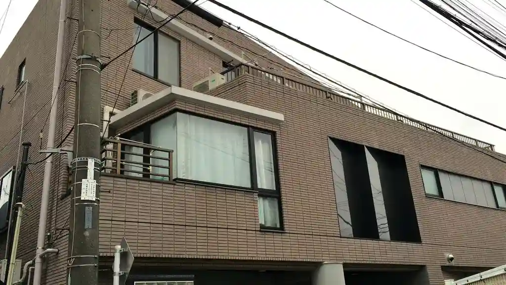 カルム学芸大 外観