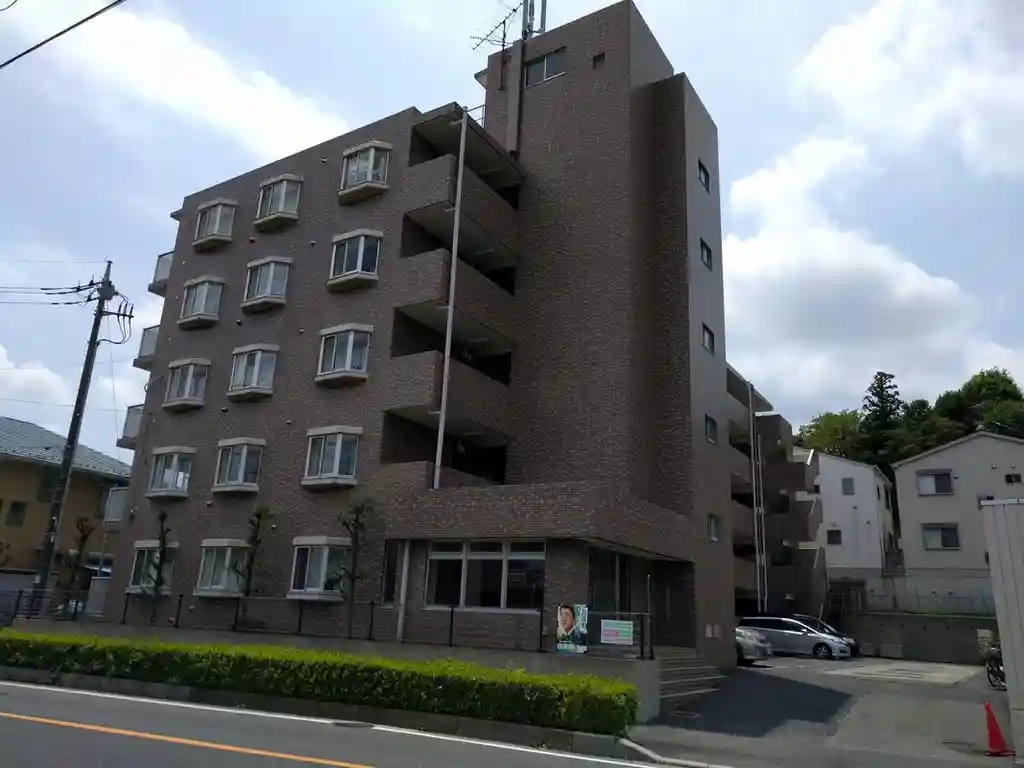 ブルーミングハイツI 外観