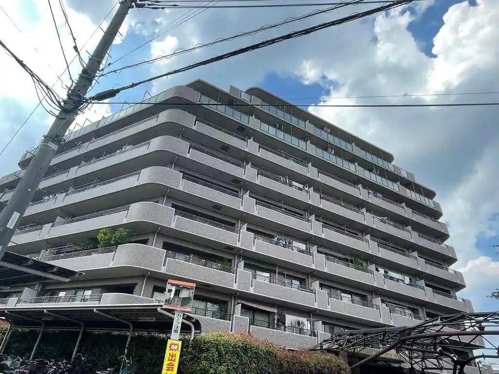 ダイアパレス浦和駒場公園 外観
