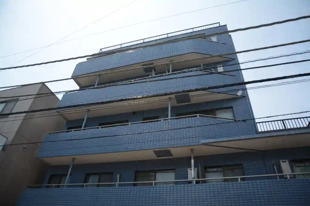 ラジュール 外観