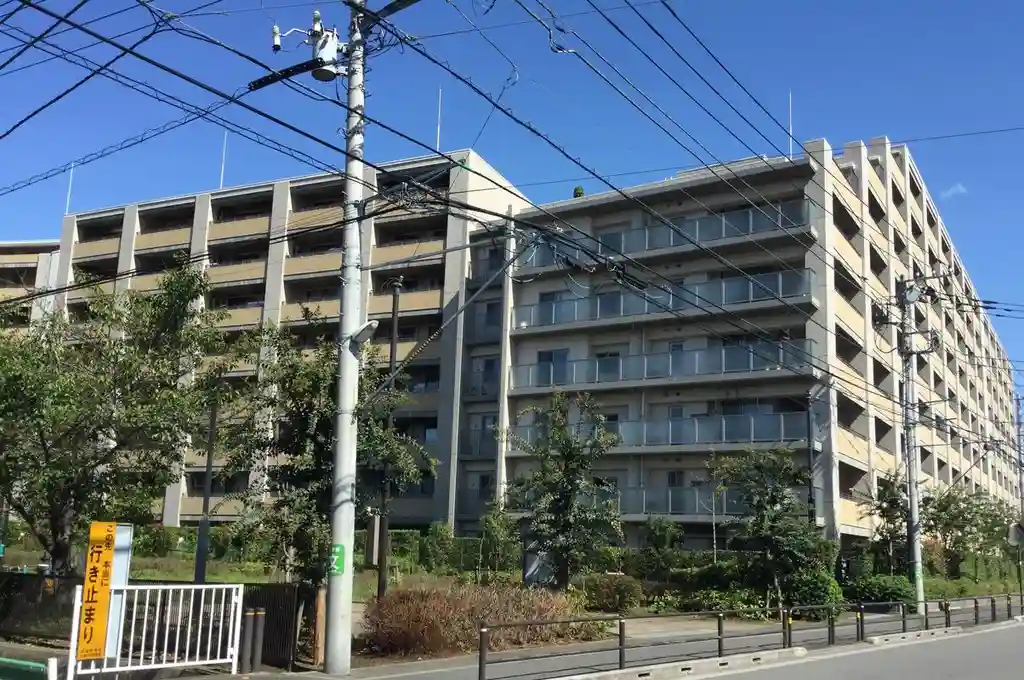 グローブスクエア 外観