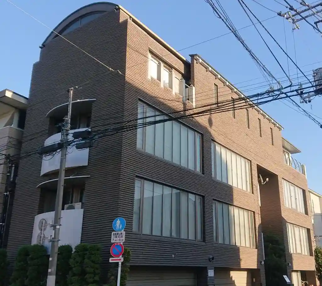 AZUR・NAKAMARU 外観