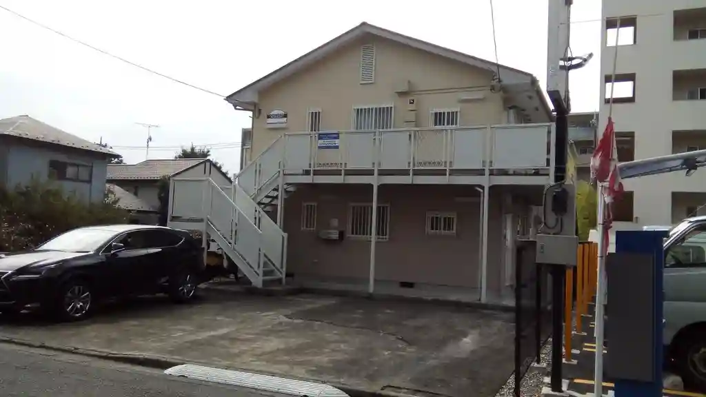ロジメント青葉台 外観