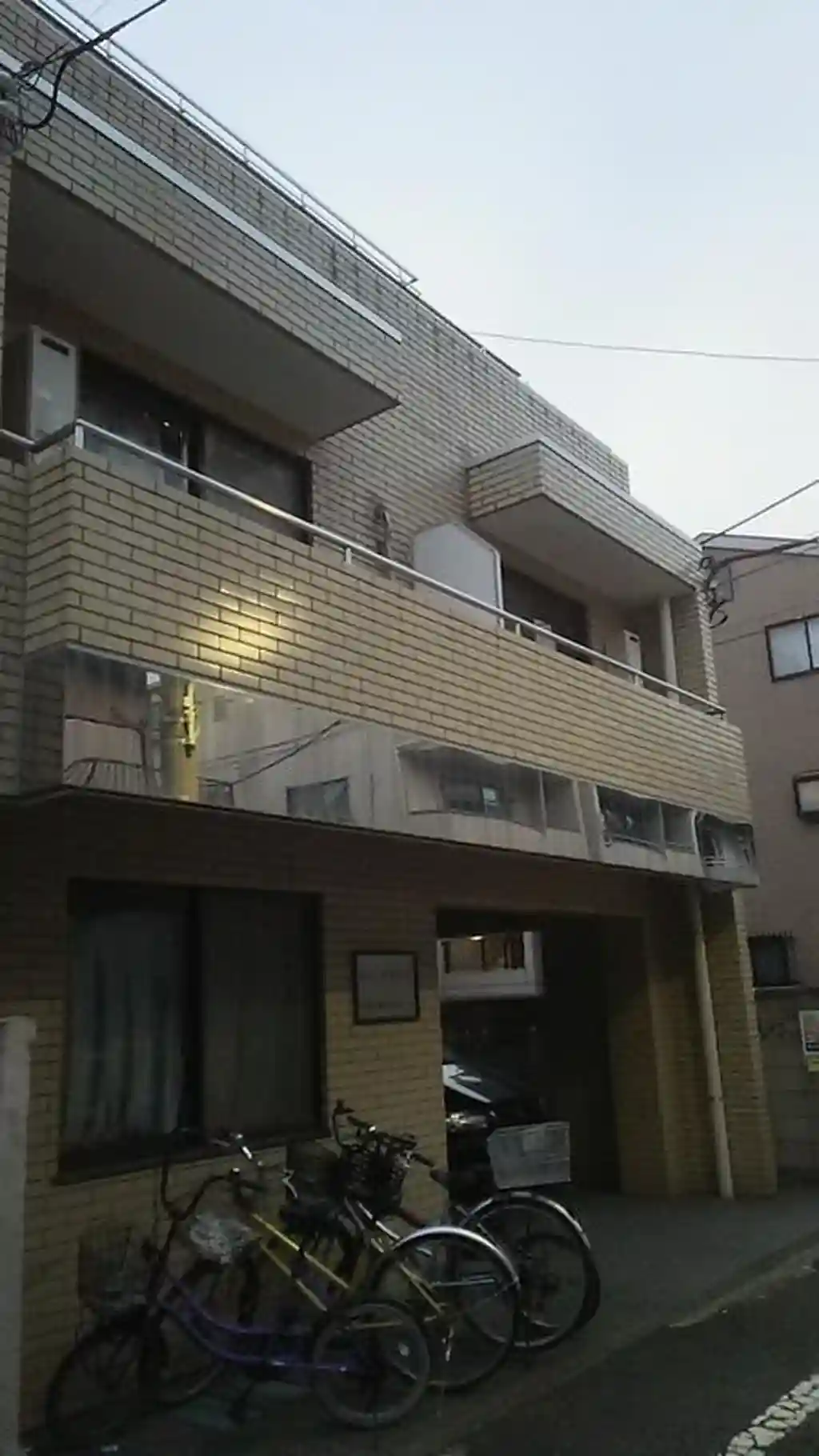 バロンすえひろ 外観