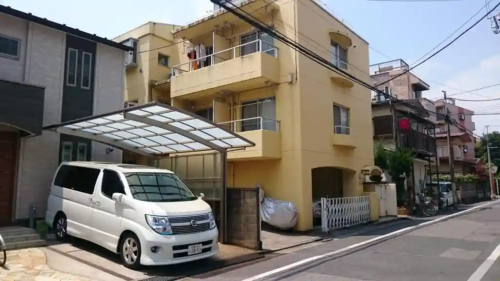 フラット山岸 外観