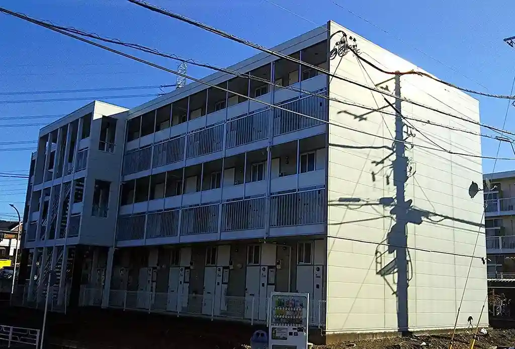 レオパレスフォンターナB 外観