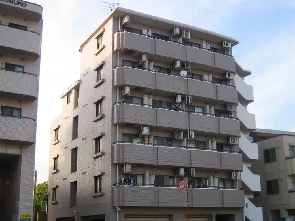 エヴェナール横浜・根岸 外観