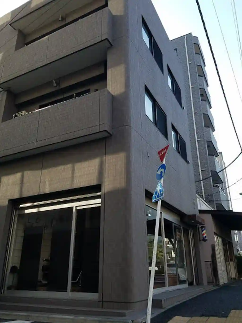 エピスリー東白楽 外観