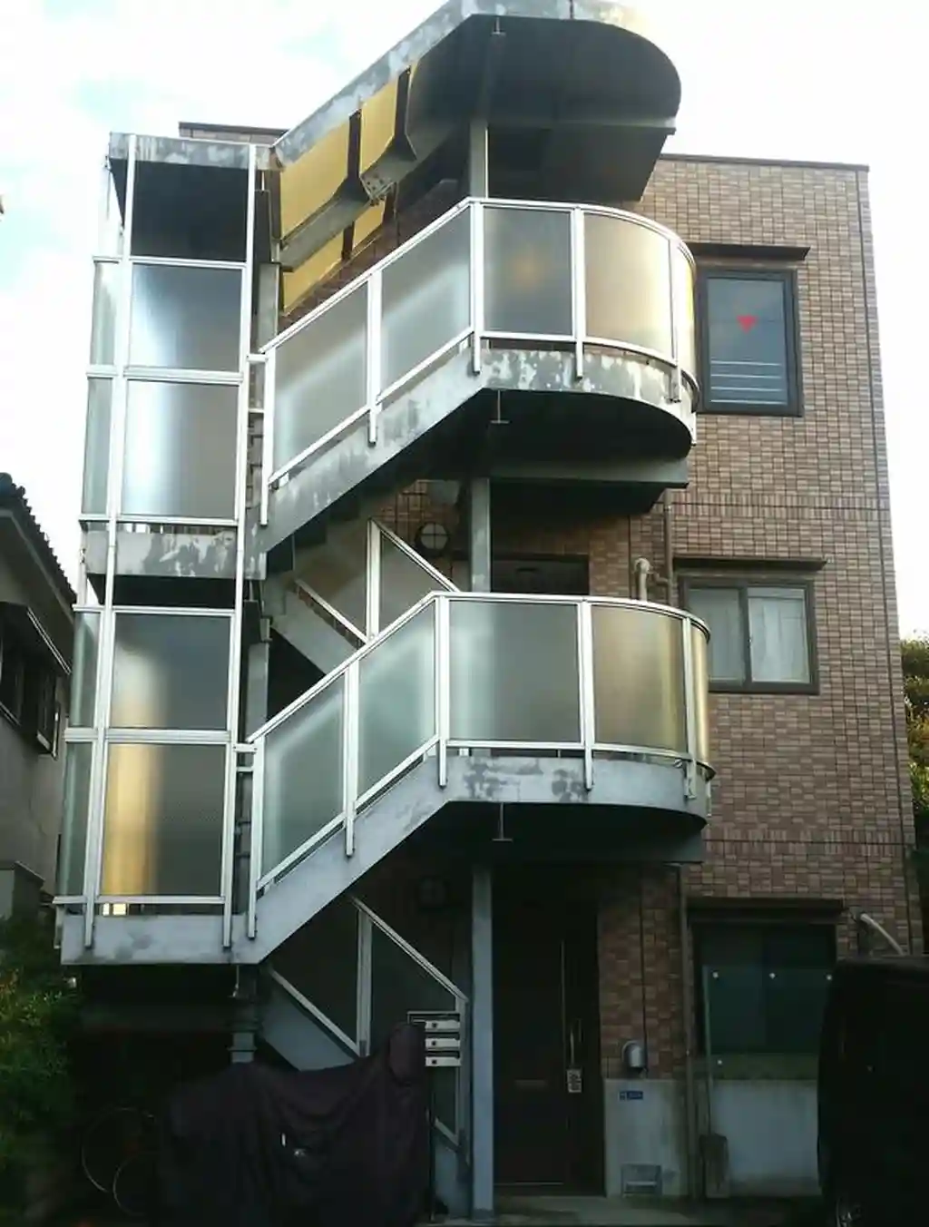 イースト カーサ 外観