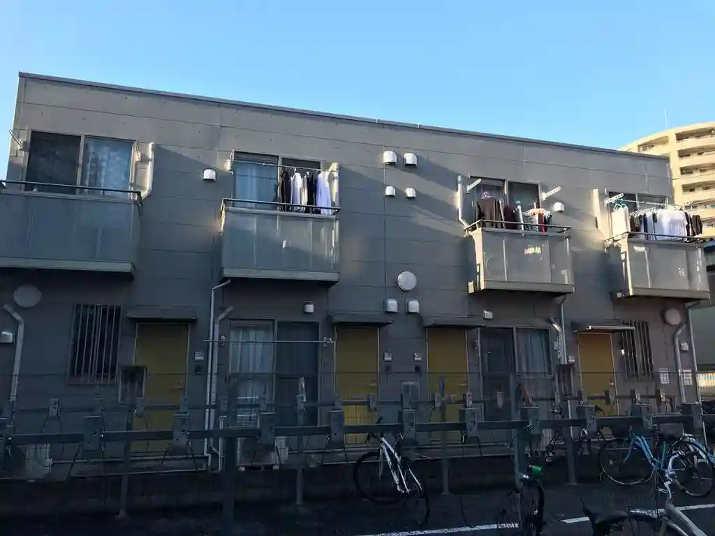 セカンドピース 外観