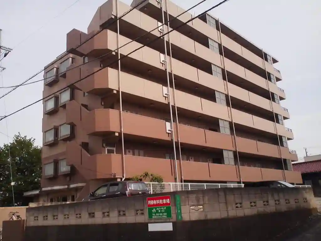 コンフォート 栄 外観