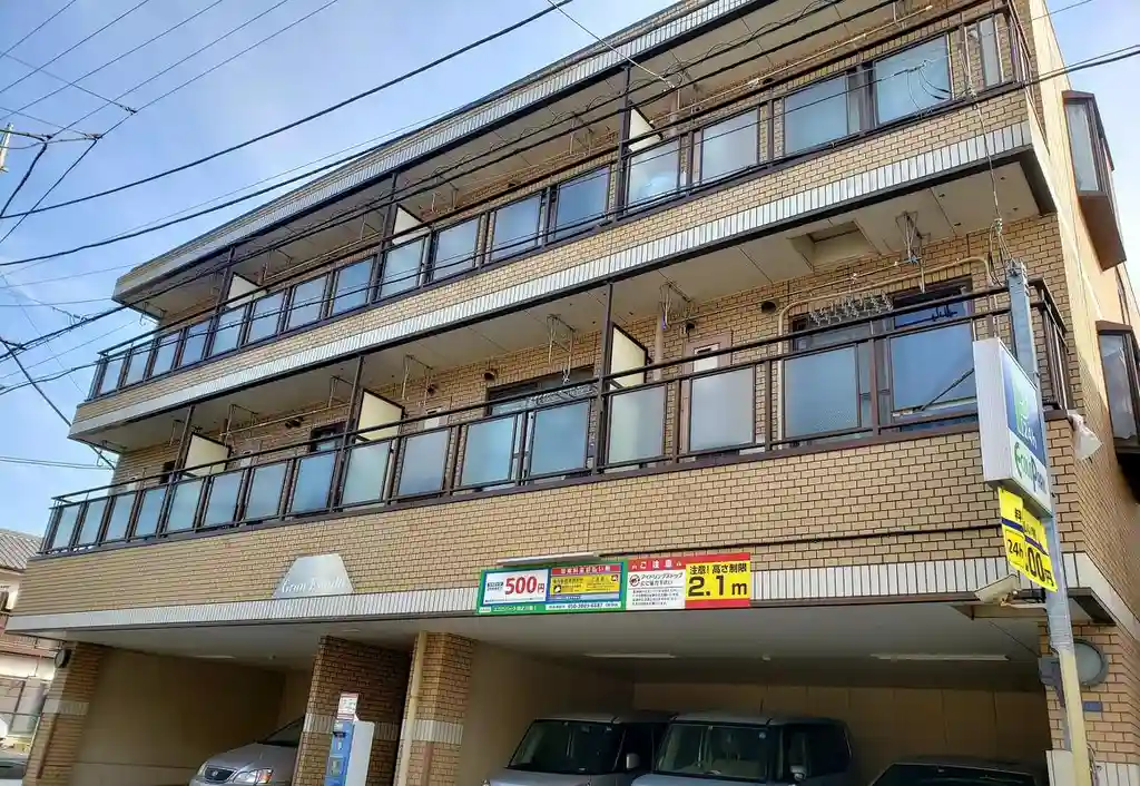 グランエスタード 外観