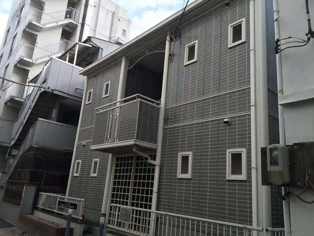ファミール本八幡 外観