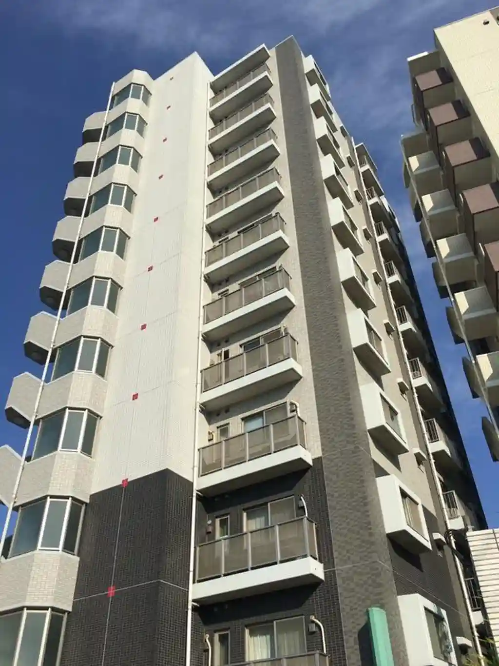 シーズスクエア鶴見 外観