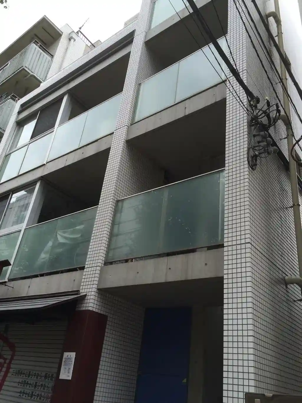A-placer 外観