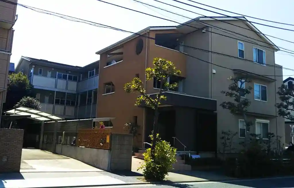 シャルマントミール 外観