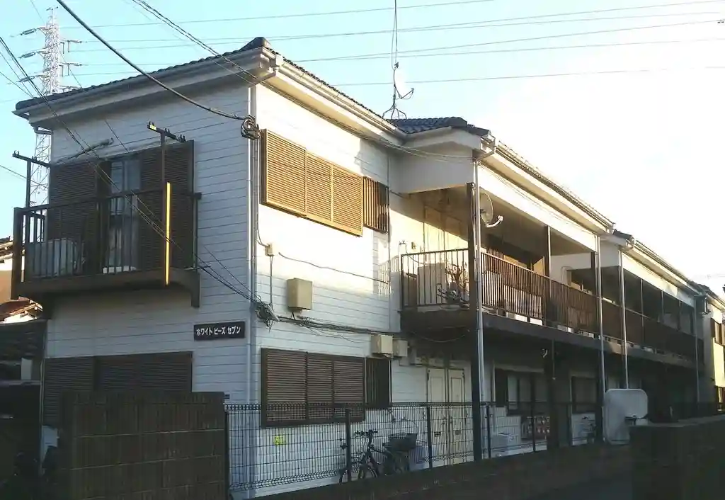 ホワイトビーズセブン 外観