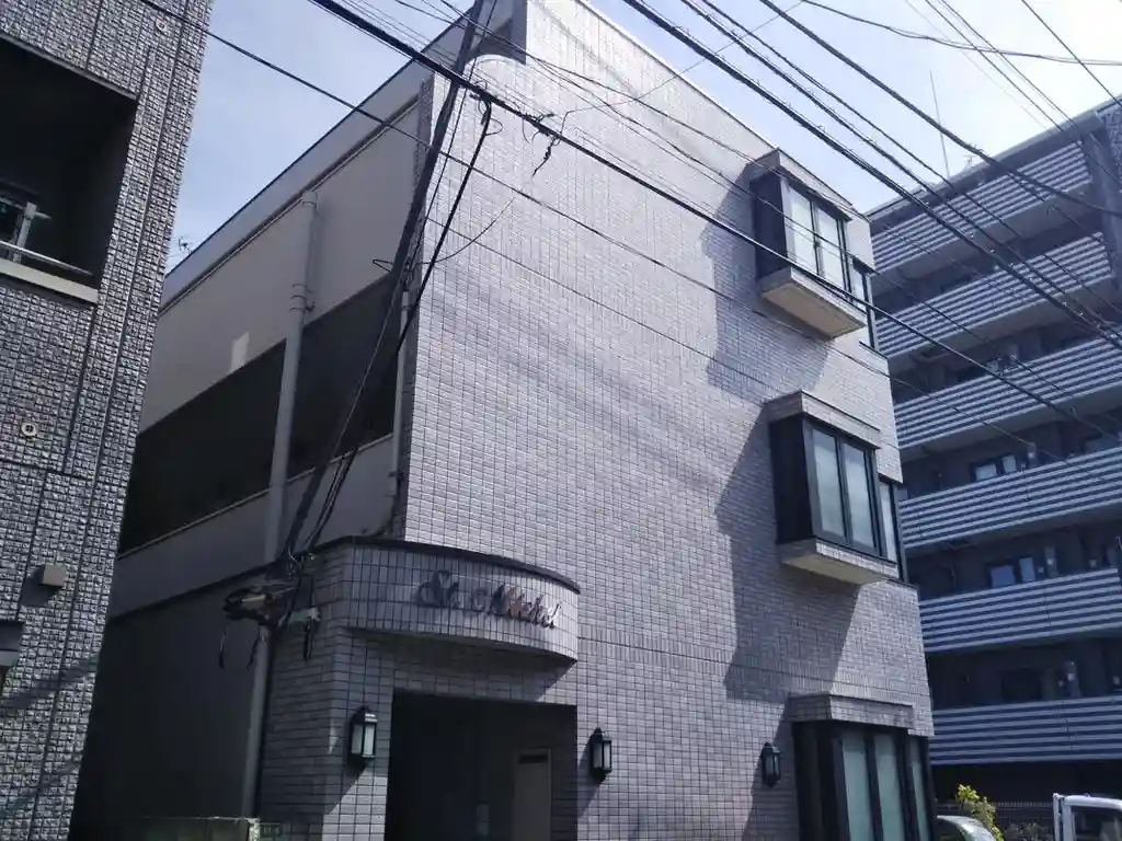 サン・ミッシェル 外観