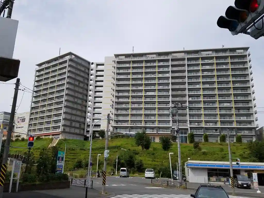 ロイヤルパークス若葉台 外観