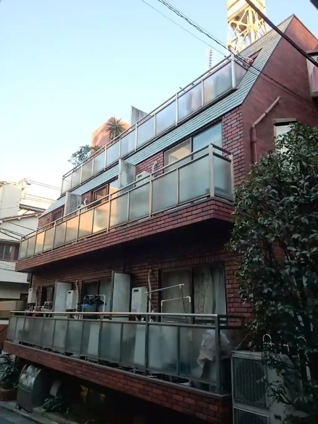 クィーンホームズ 外観