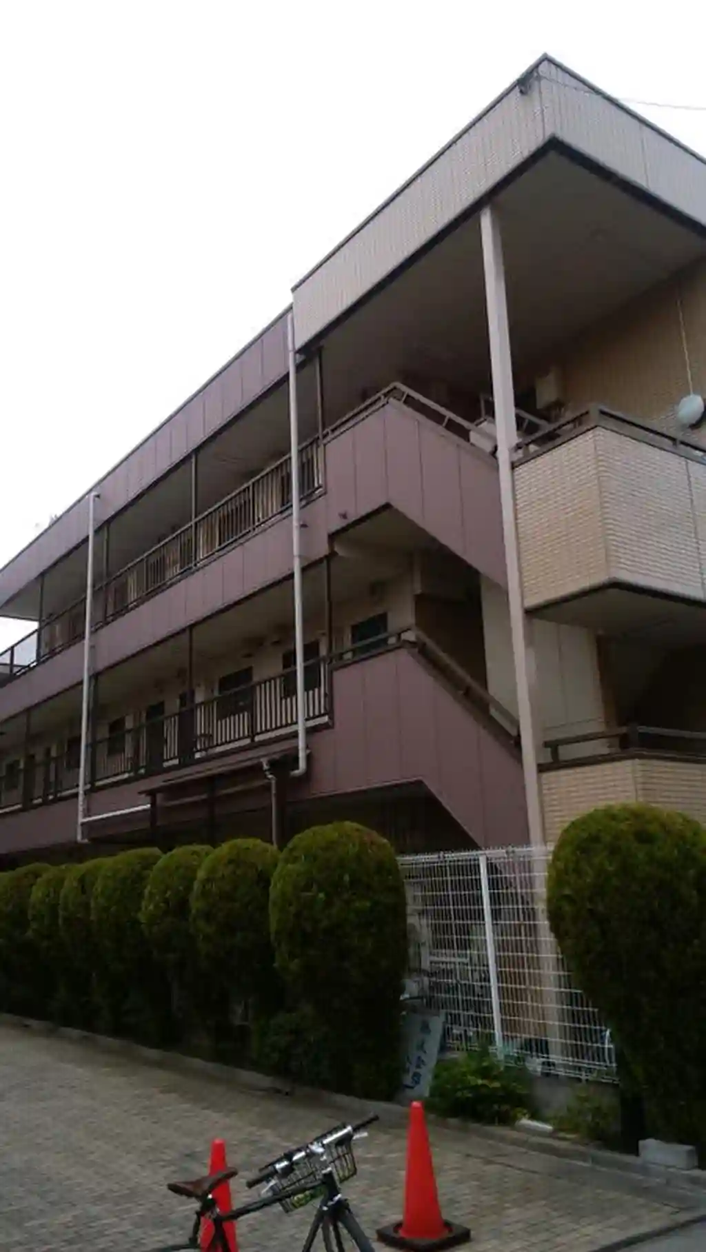 ファミール・谷 外観