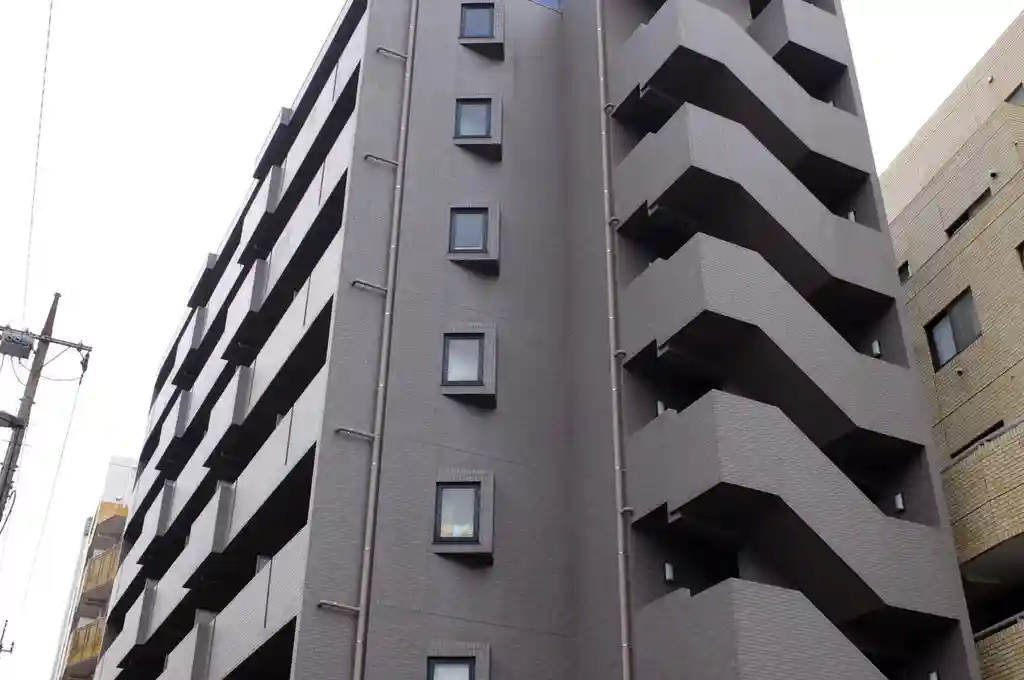 ルーブル都立大学参番館 外観