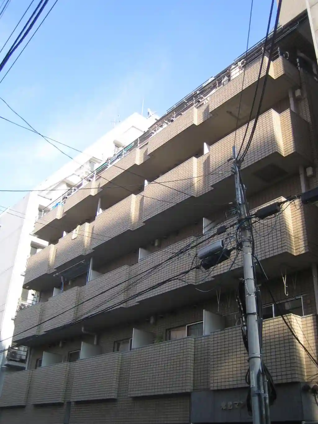 鬼島マンション 外観