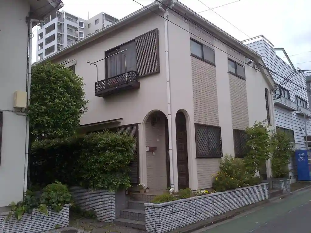 リュ・プラタン 外観