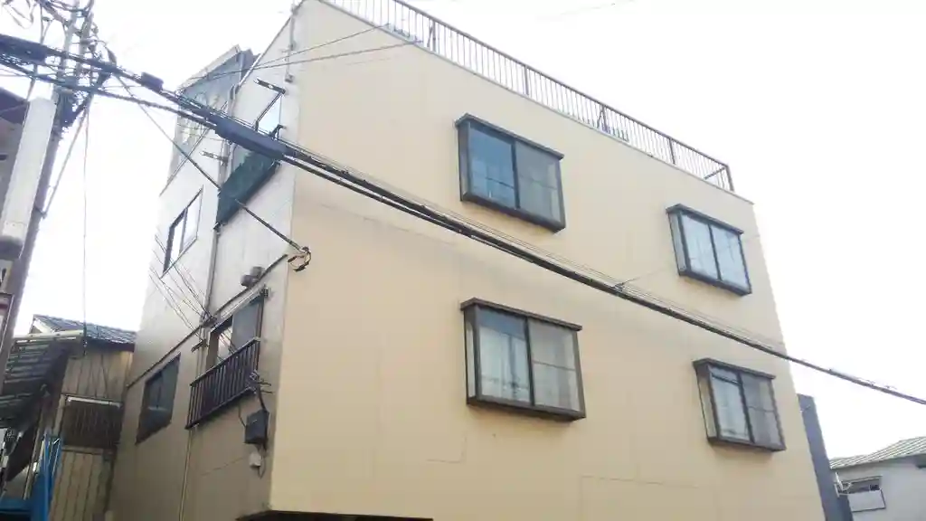イズミビルド 外観