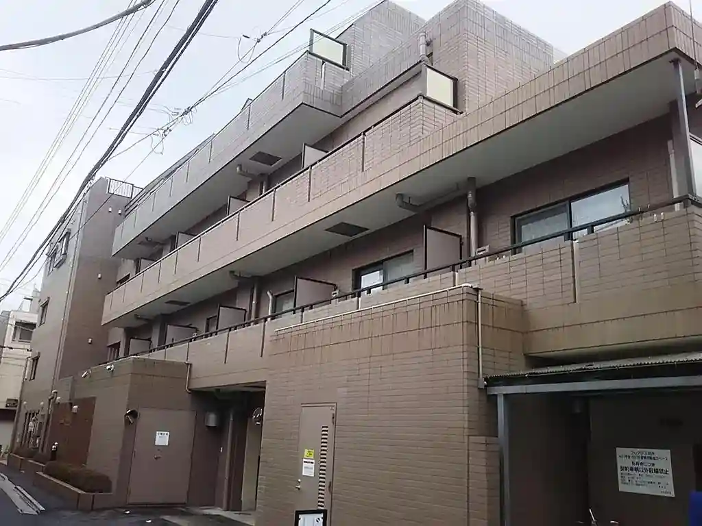 プレアデス初台 外観