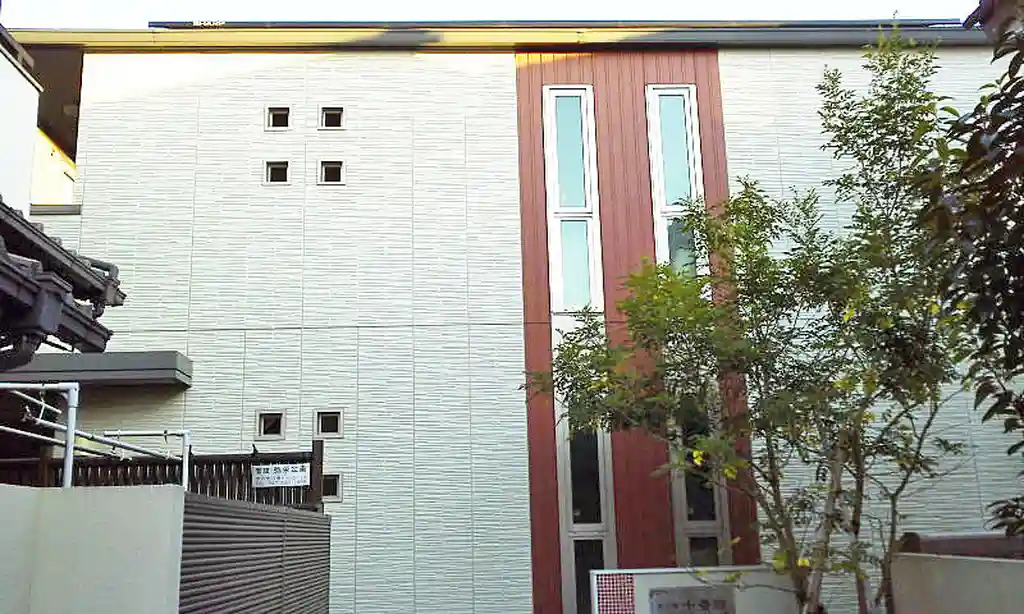 本八幡十番館 外観