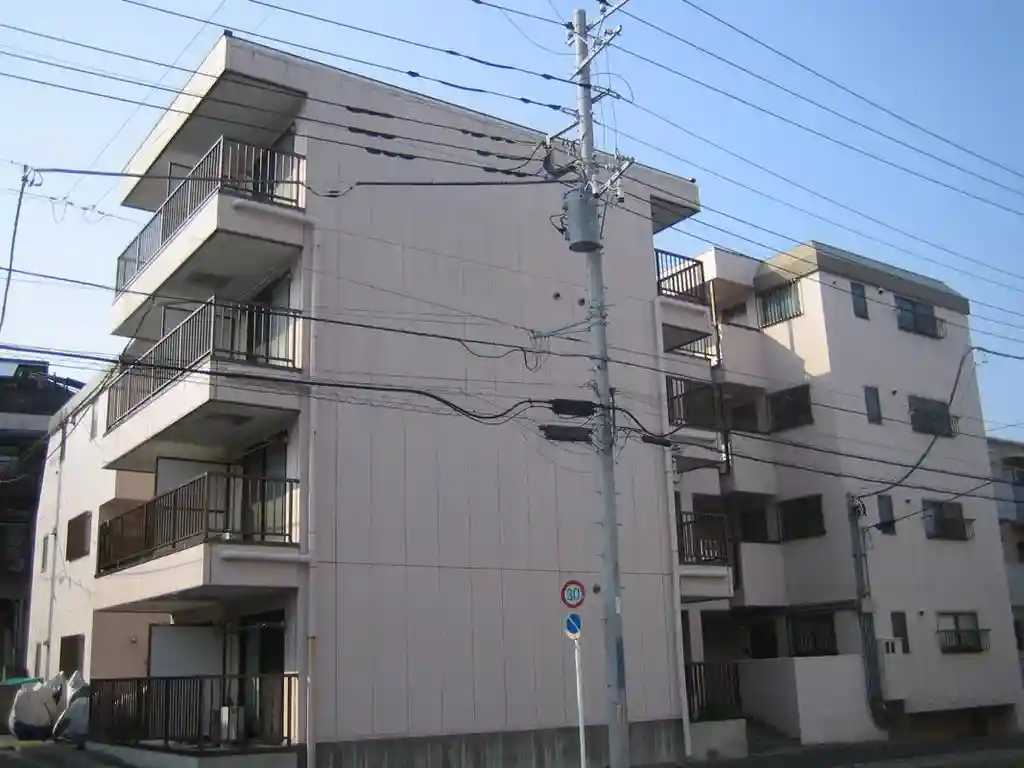 レオパレスワンズワン 外観