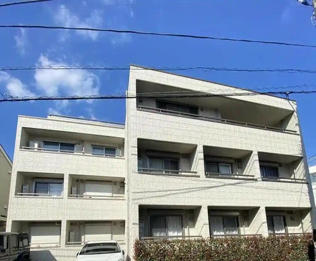 オークス 外観
