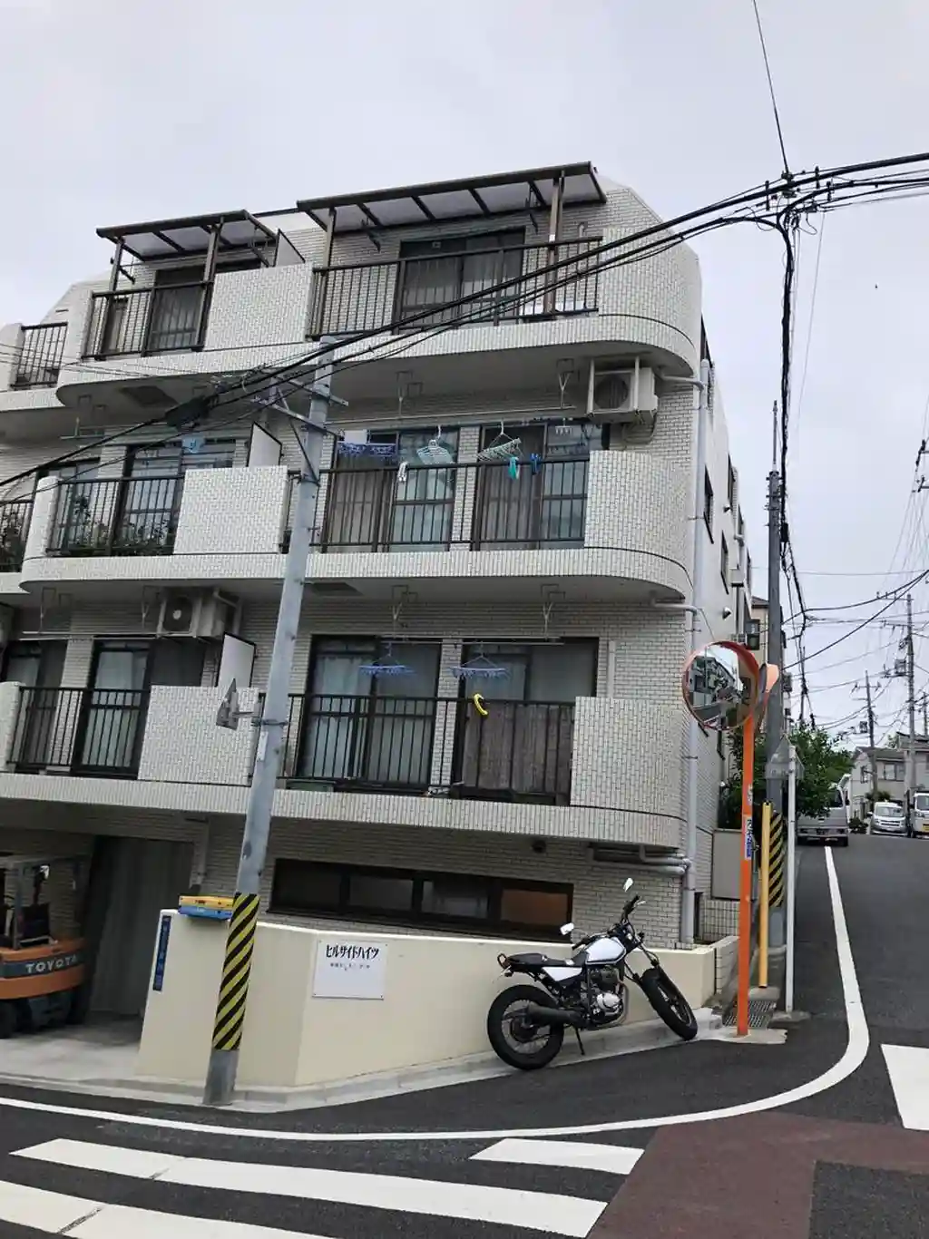 ヒルサイドハイツ 外観