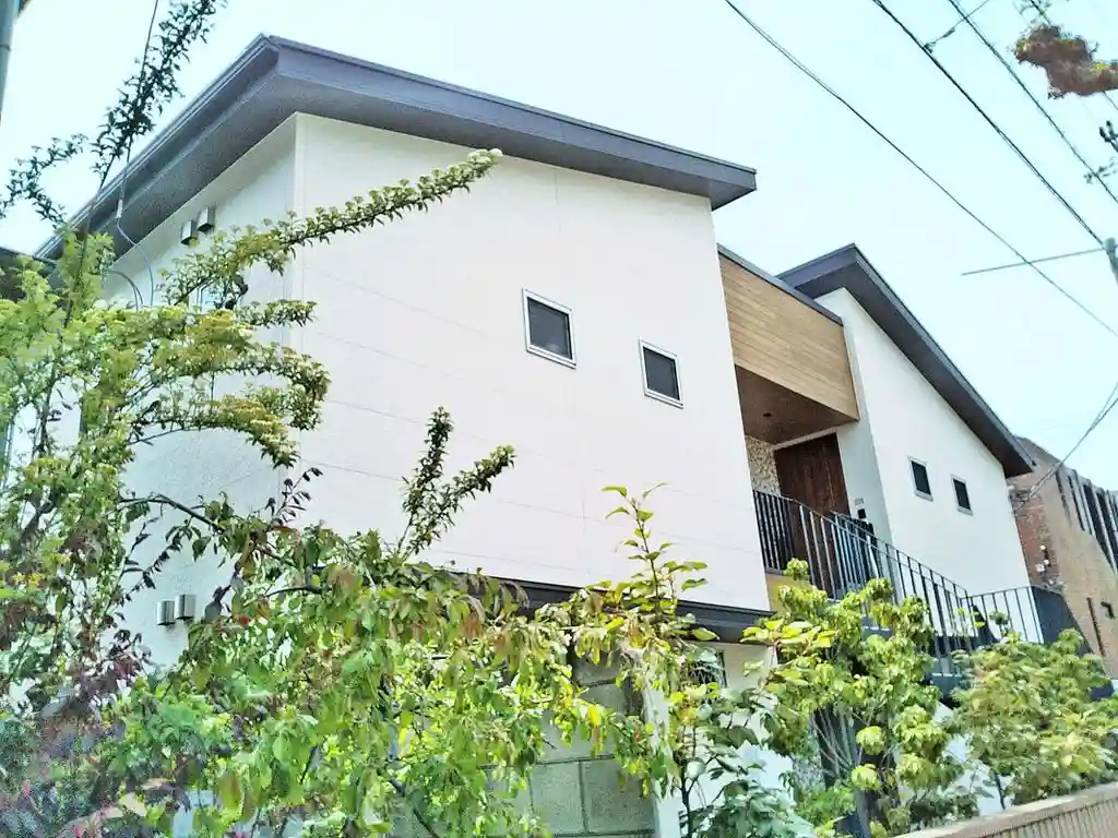アヴァンテラス 外観