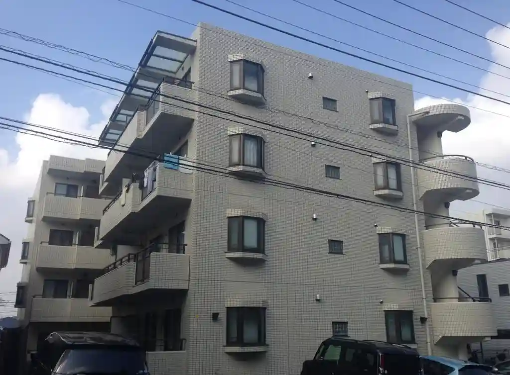 アミテあざみ野 外観