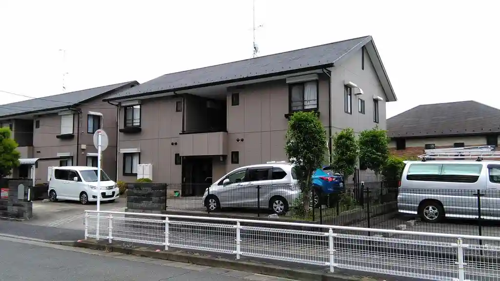 ラークヒルズ五月台A 外観