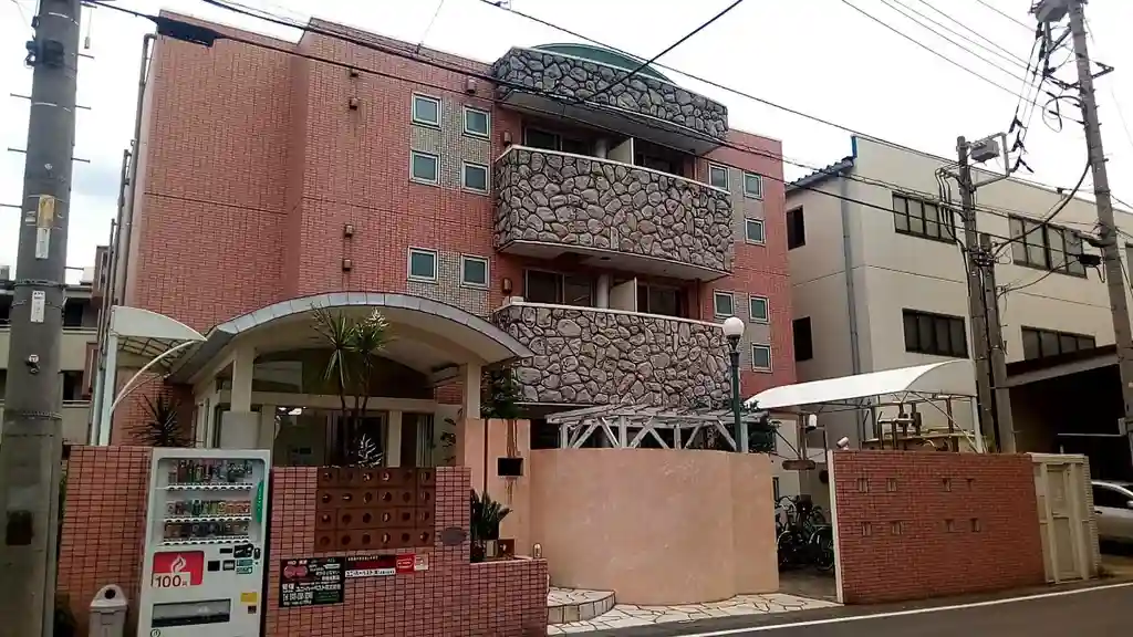 モンプチット 外観