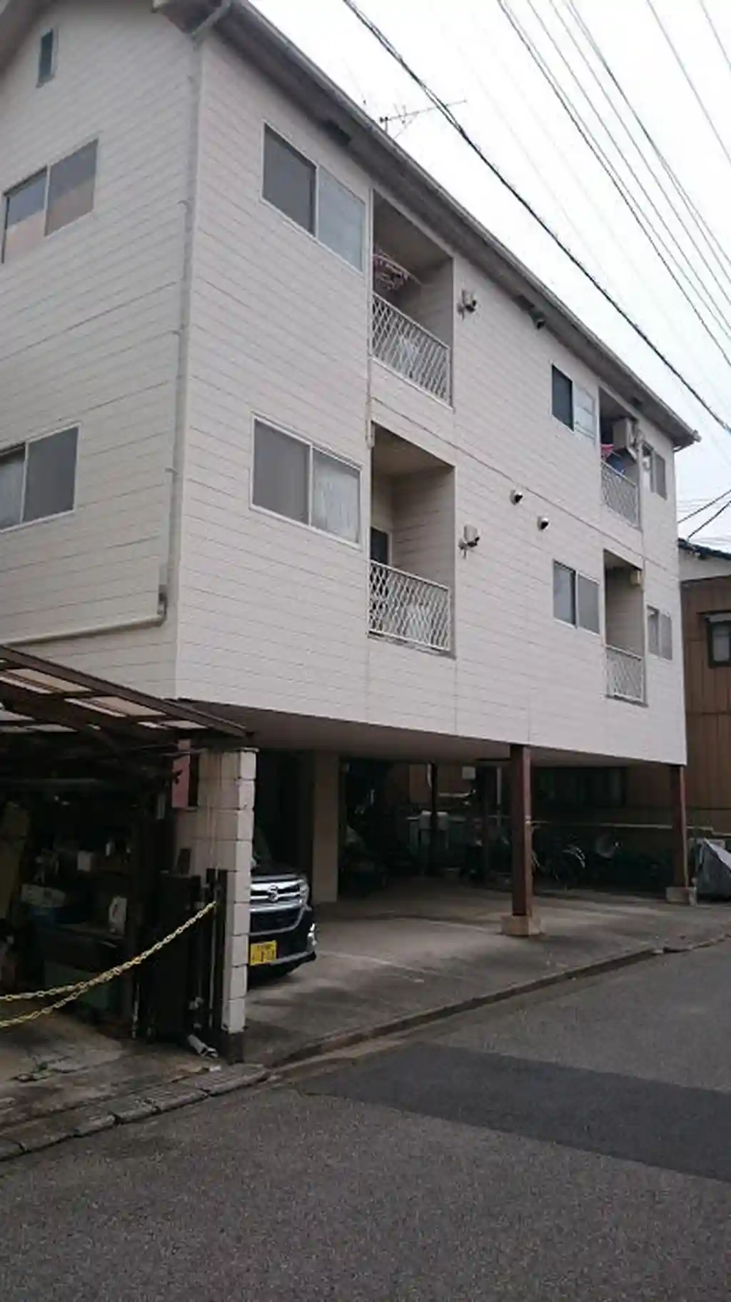 メゾンカワベ 外観