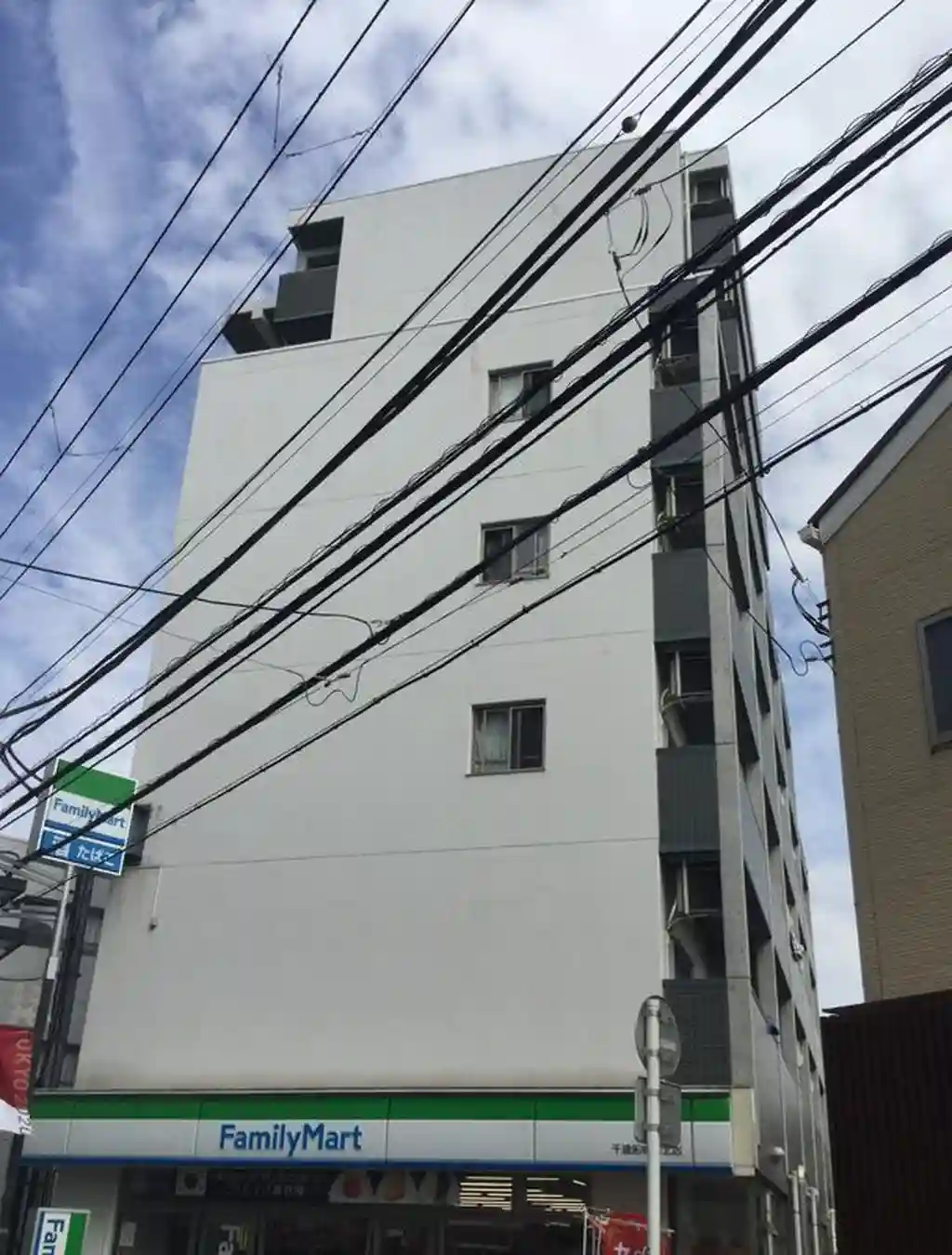 クレストコート 外観