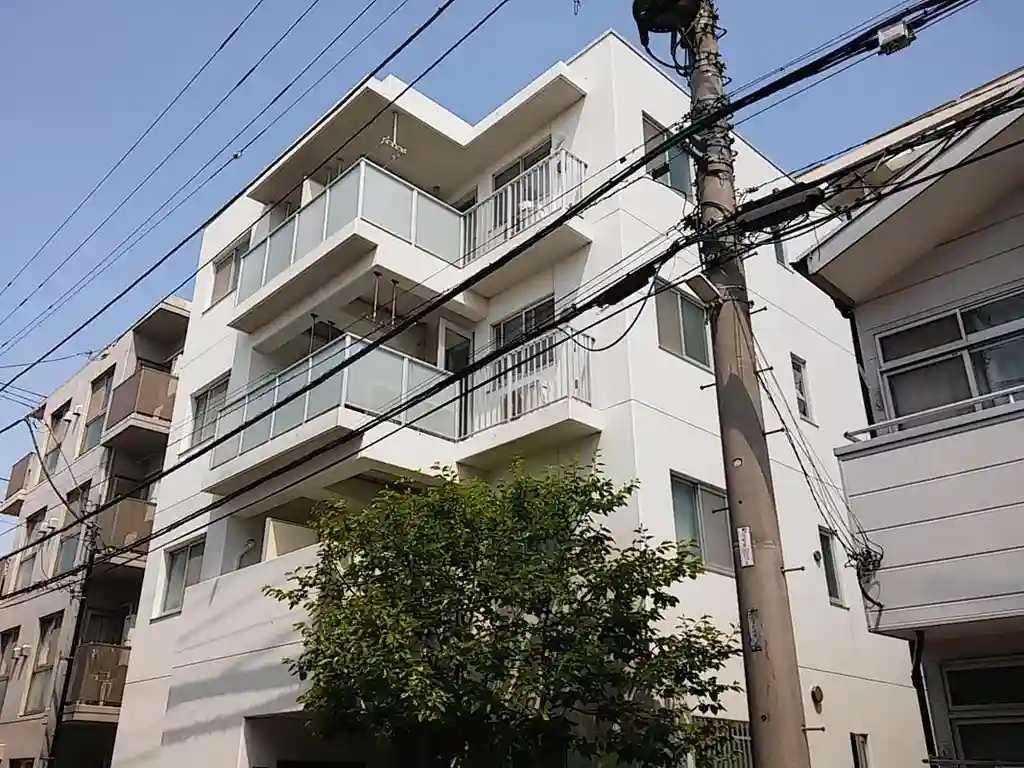 パーシモンコート 外観