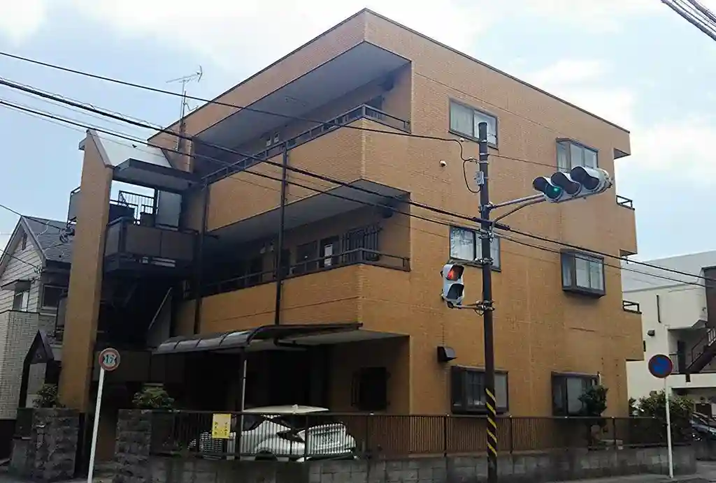 エスポワールハイム 外観