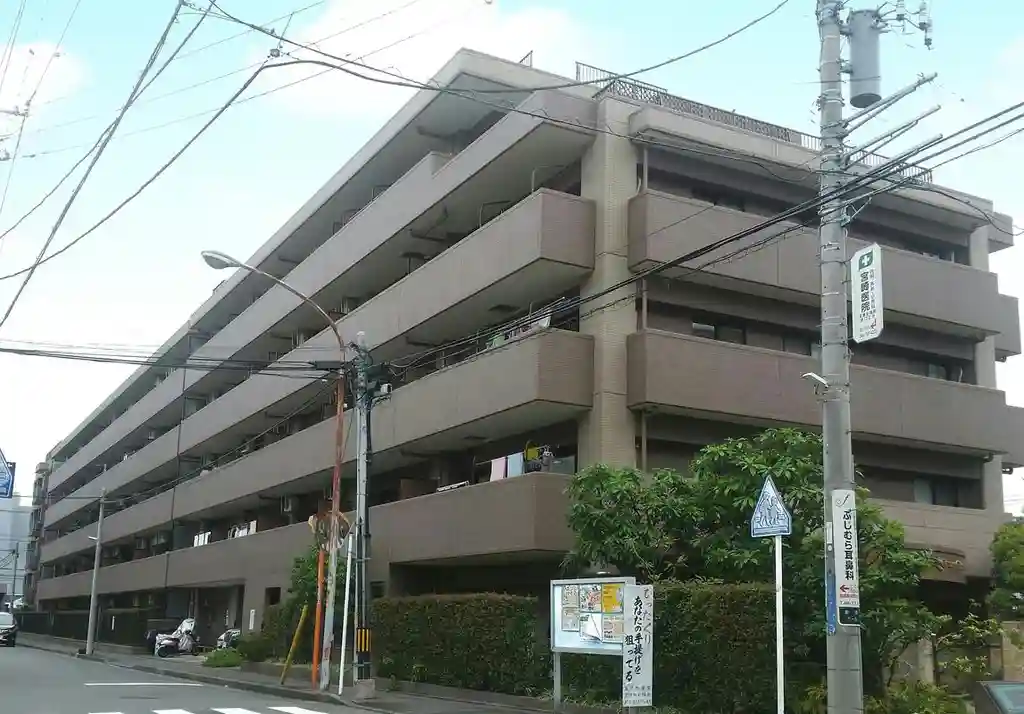 ライオンズステージ武蔵新城 外観