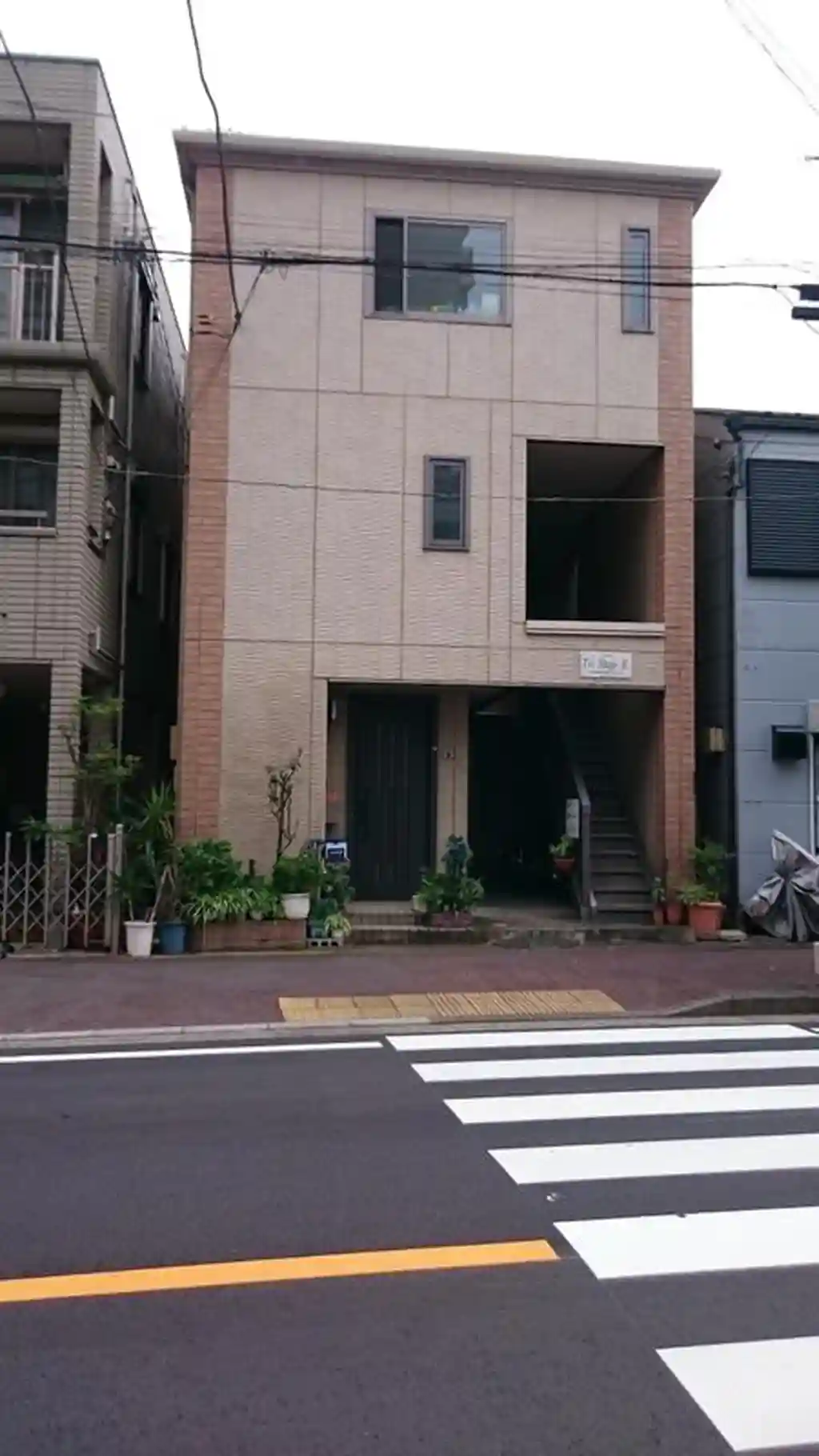 TRISTAGEK 外観