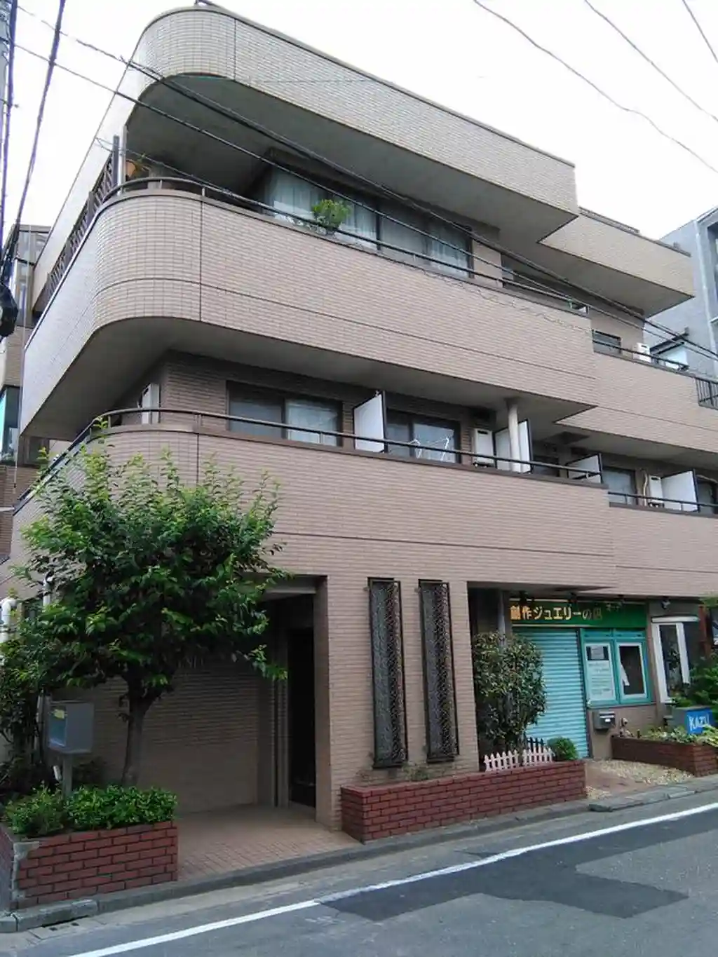 クレストガーデニア 外観