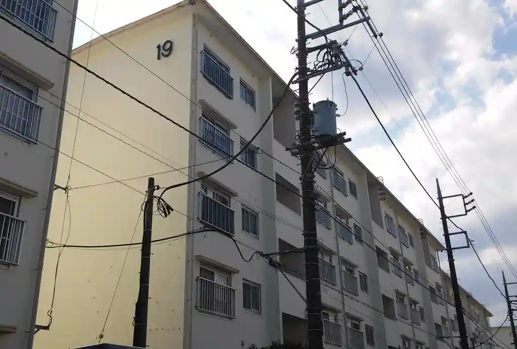 公社大和上北台住宅19号棟 外観