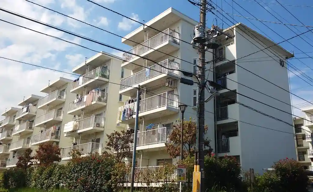 公社大和上北台住宅10号棟 外観